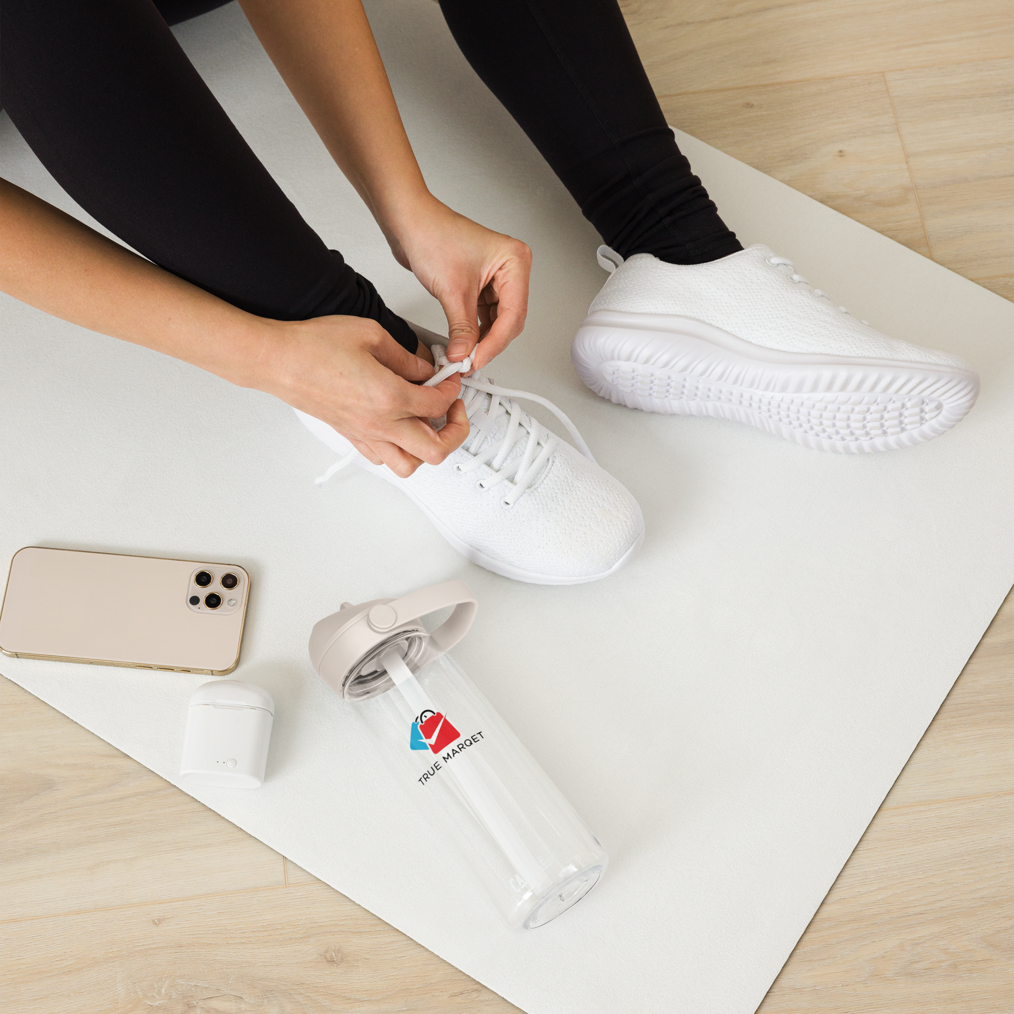 True Marqet 25 Oz Water Bottle